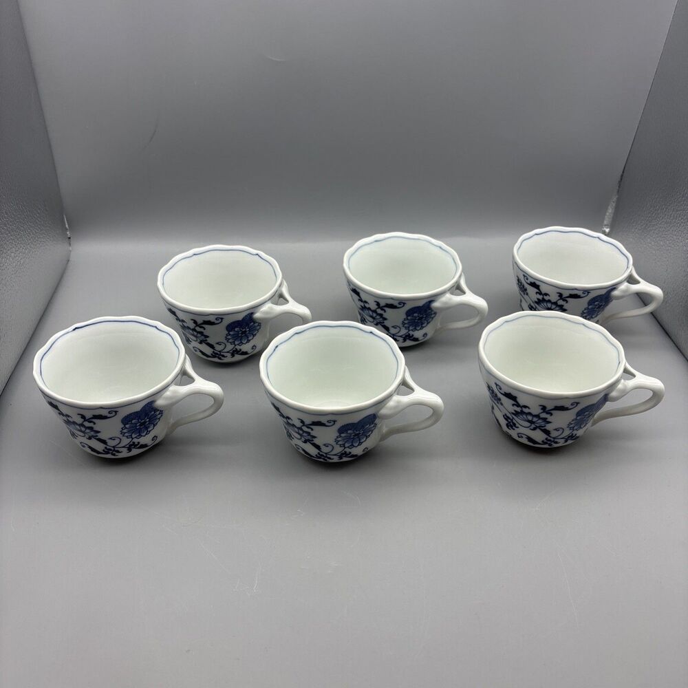Blue Danube Cups Blue Onion - Set Of 6 Excellent Condition Split handle